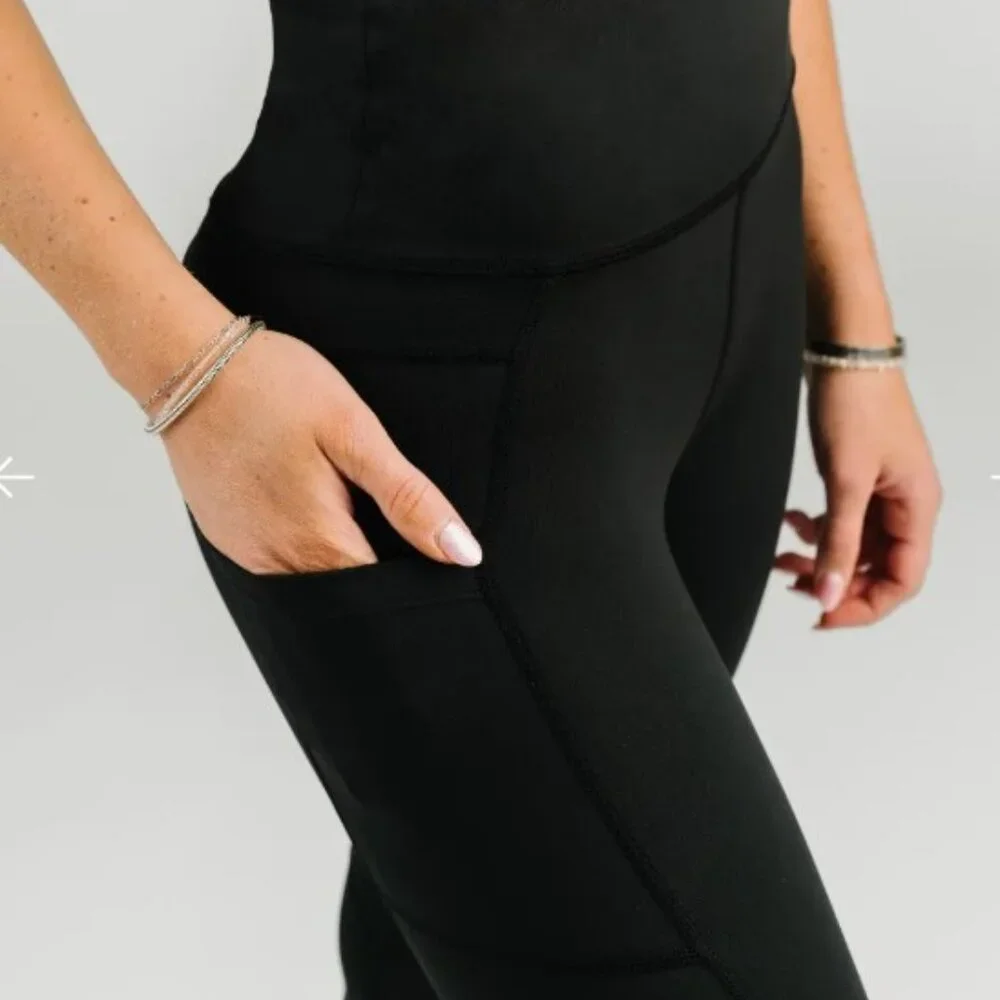 NWOT, Zyia Black Pocket Light n Tight Hi-Rise 7/8 - Picture 3 of 10